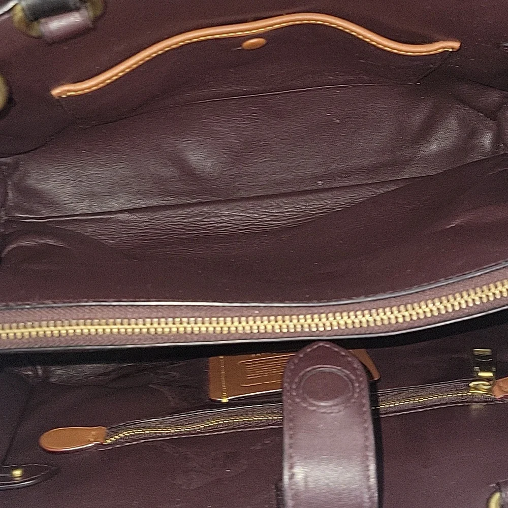 Coach elegant black
